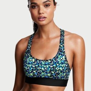 Victoria’s Secret Sport Women's Patterned Sports Bra Size S